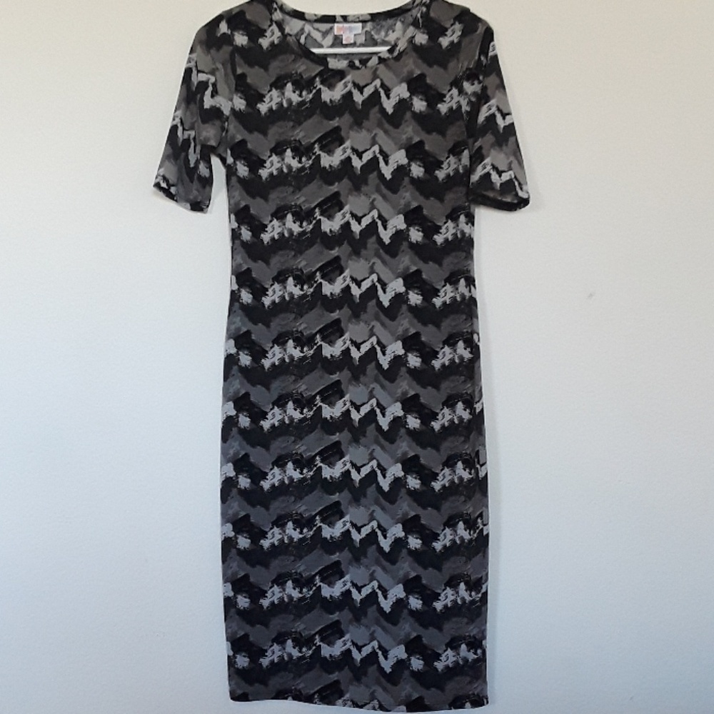 LuLaRoe Julia Dress - XS